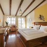 Tauroa Zu Appesbach Hotel 4*
