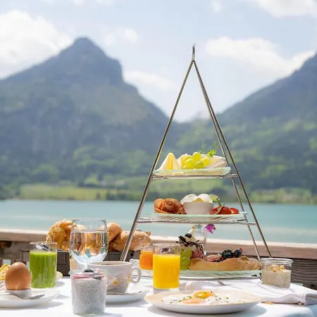 Tauroa Zu Appesbach Hotell