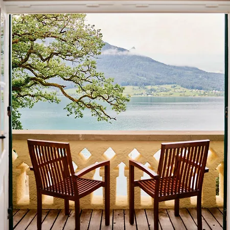 Tauroa Zu Appesbach Отель