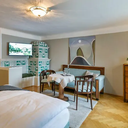 Tauroa Zu Appesbach Hotel 4*