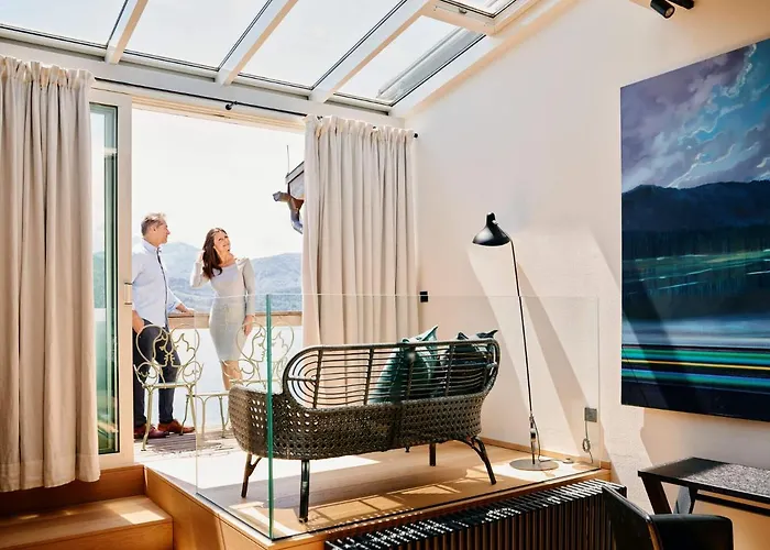 Tauroa Zu Appesbach 4*