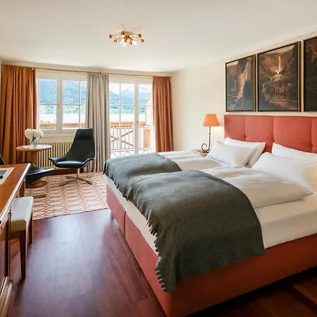 Tauroa Zu Appesbach 4*