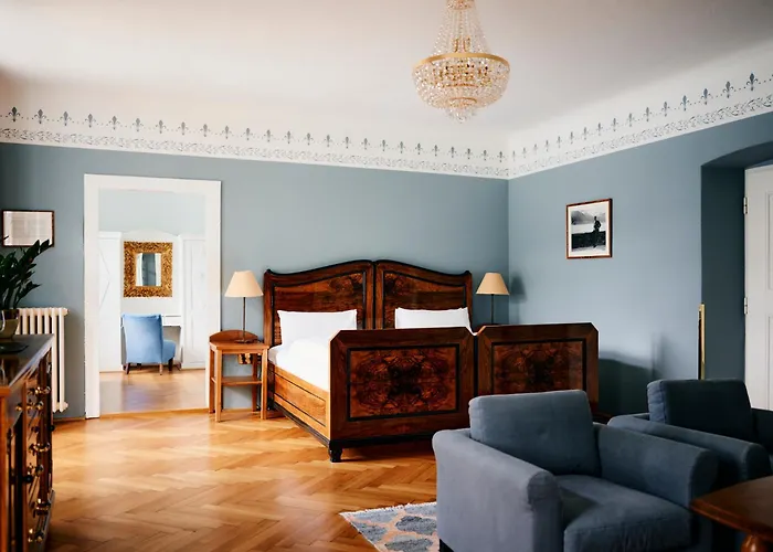 Tauroa Zu Appesbach Hotel